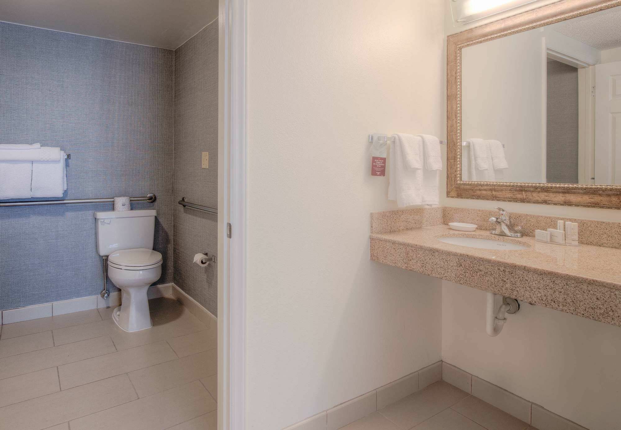 Residence Inn By Marriott Raleigh Crabtree Valley Exterior foto